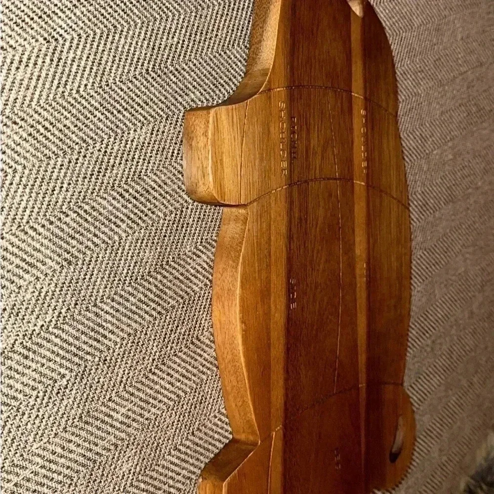 Celebrity Chef Paula Deen Pig Cuts & Serve Board Acacia Wood Cutting Board HTF